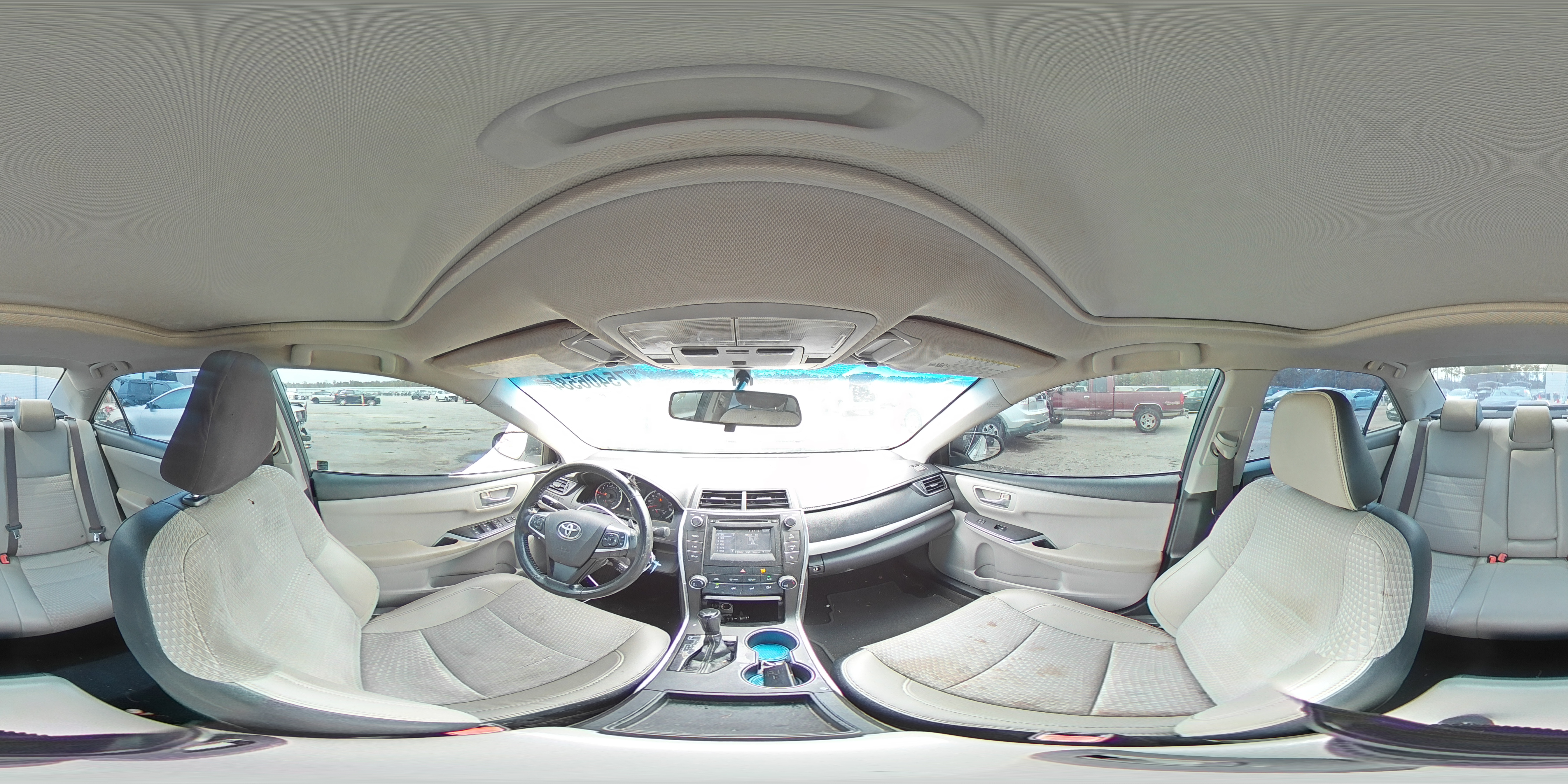 2015 Toyota Camry - Image 14