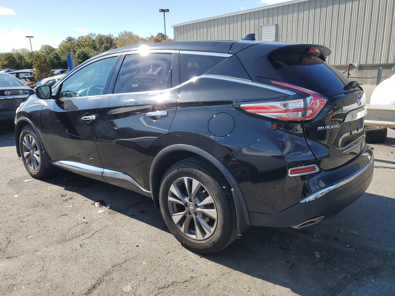 2017 Nissan Murano - Image 2