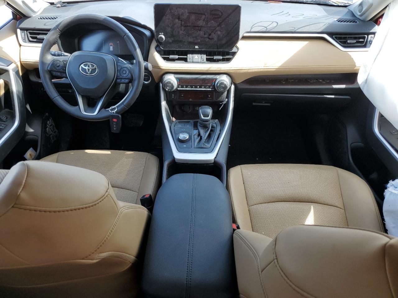 2023 Toyota RAV 4 - Image 8
