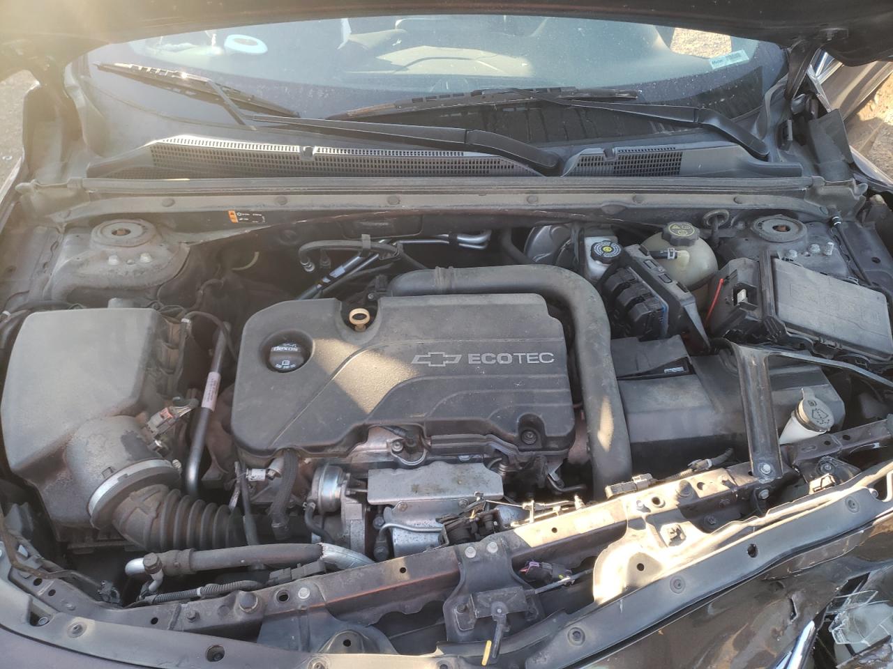 2016 Chevrolet Malibu - Image 11