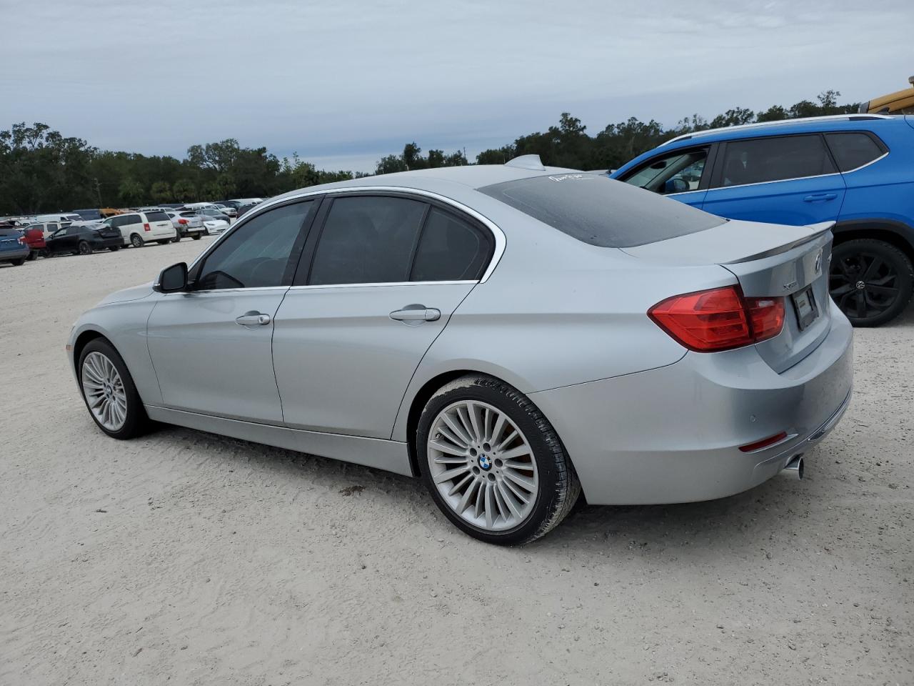 2015 BMW 335 Xi VIN: WBA3B9G52FNR94303 Lot: 76186554