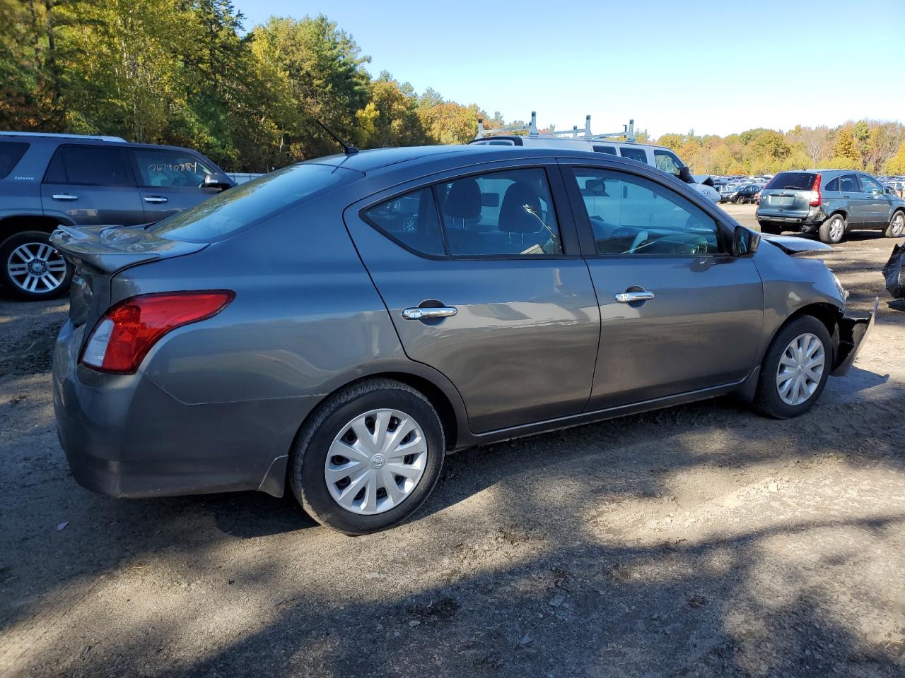 VIN 3N1CN7AP4KL818598 2019 NISSAN VERSA no.3