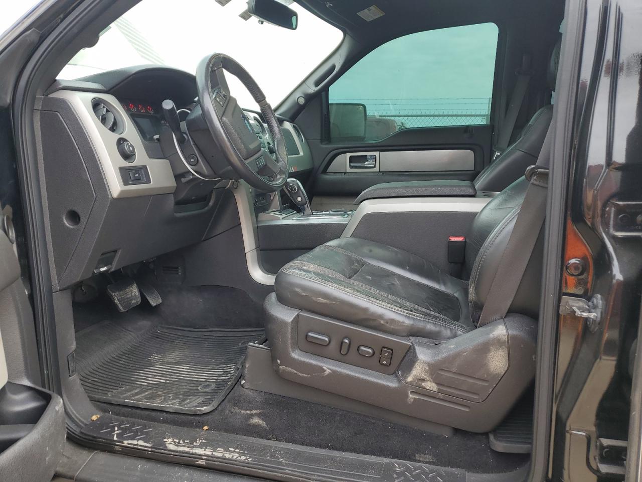 2011 Ford F150 Svt Raptor VIN: 1FTFW1R60BFD35152 Lot: 73935154