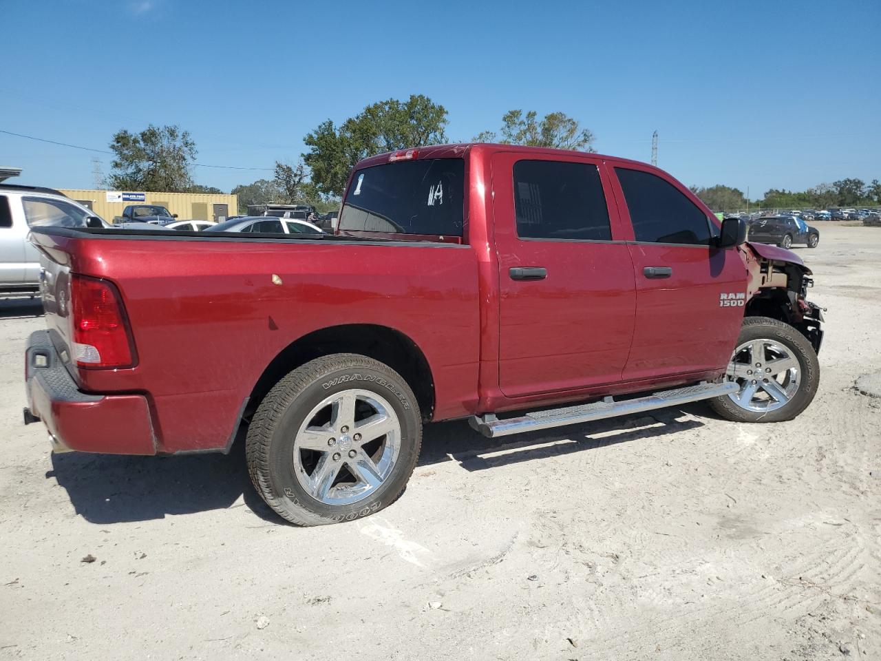 2014 RAM 1500 - Image 3