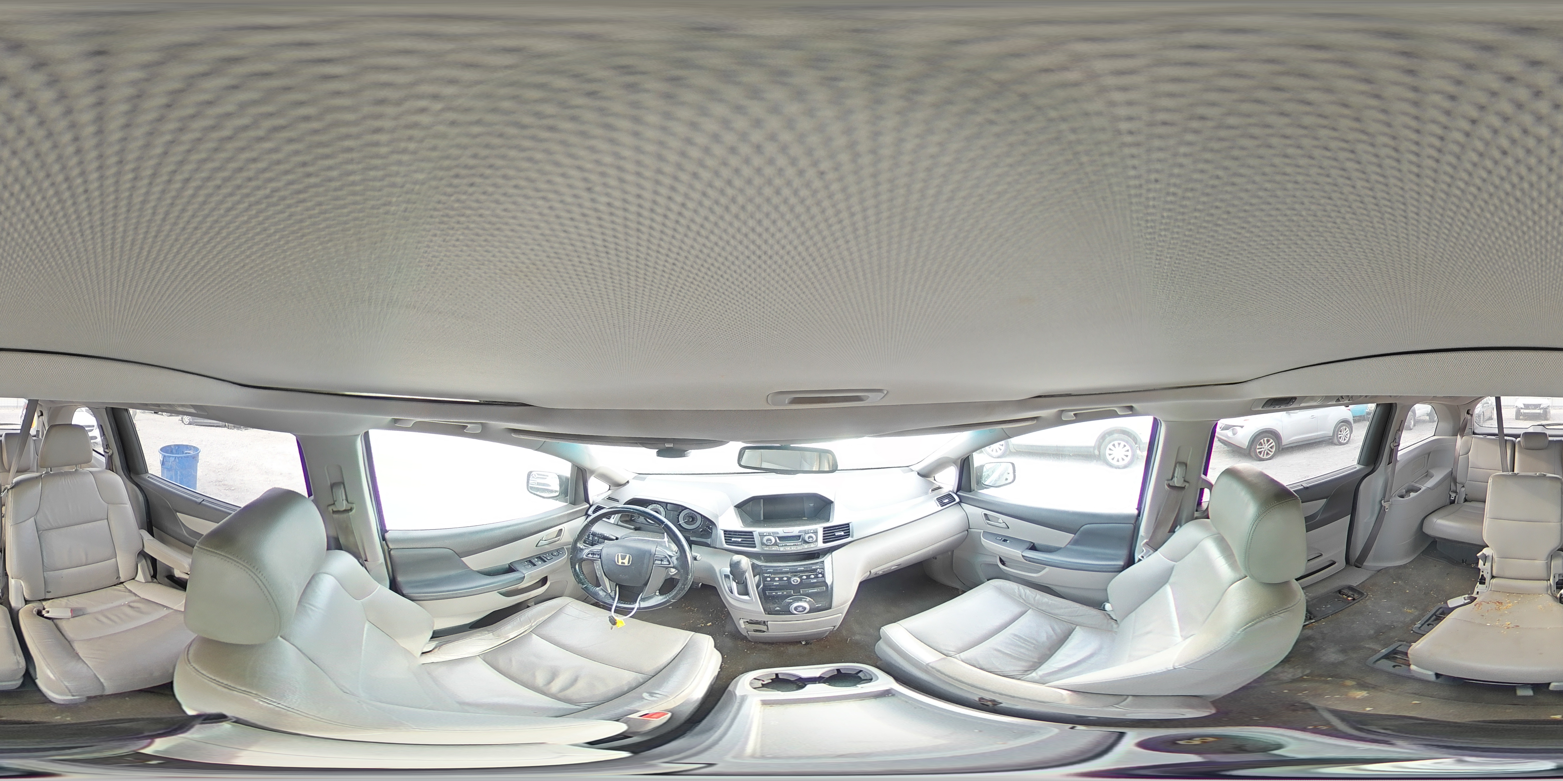 2011 Honda Odyssey - Image 13