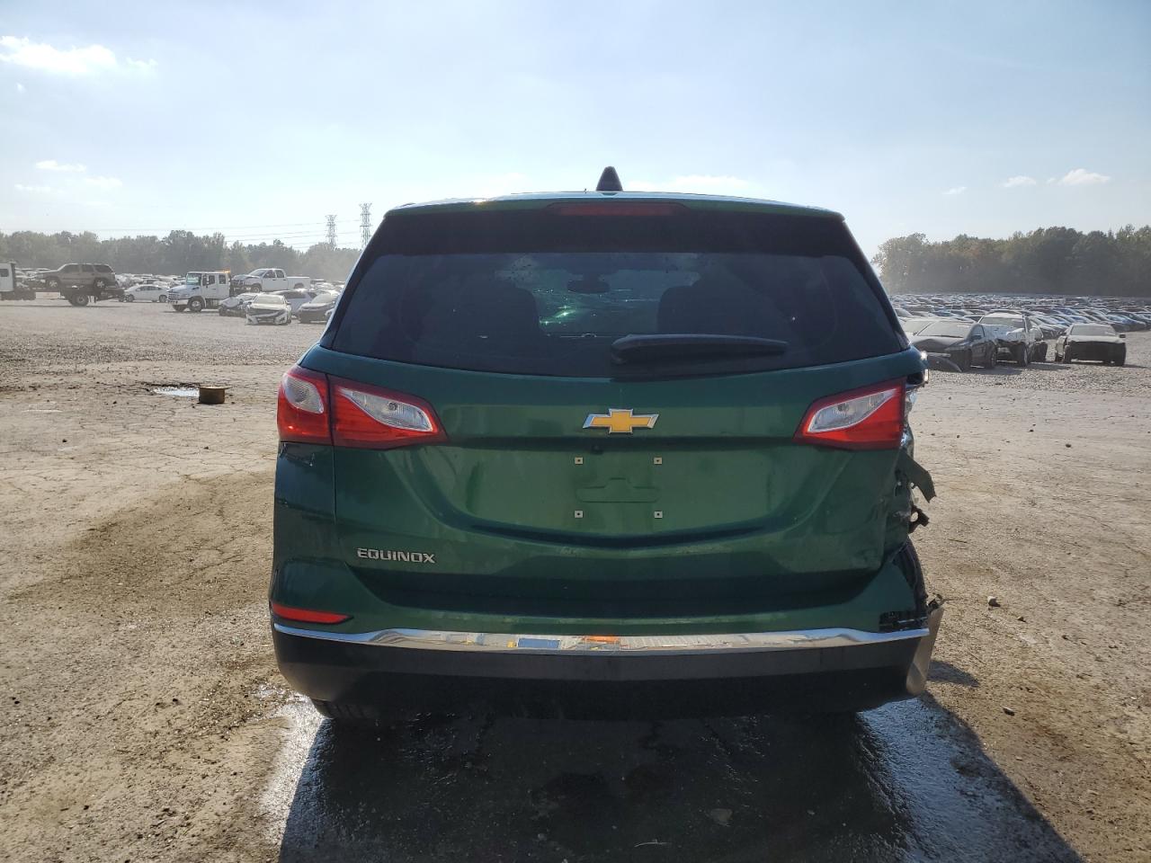 2GNAXHEV7J6285881 2018 Chevrolet Equinox Ls