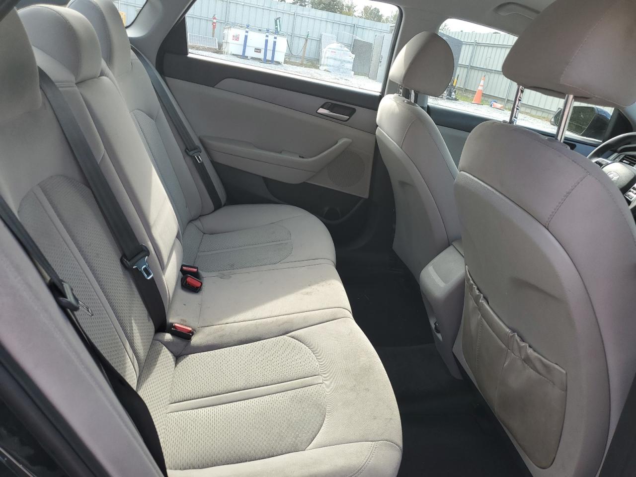 2018 Hyundai Sonata - Image 10