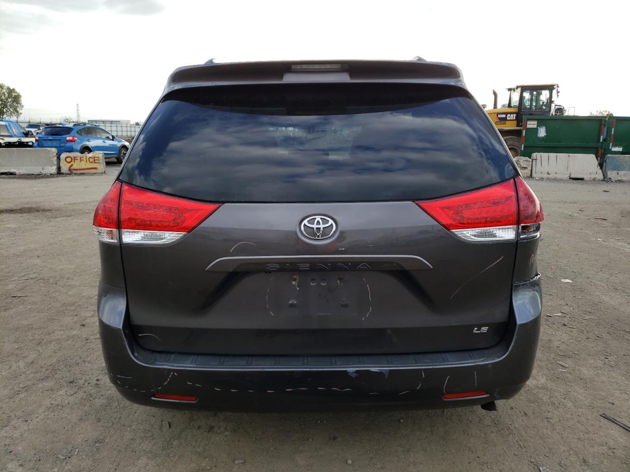 5TDKK3DC8CS242805 2012 Toyota Sienna Le