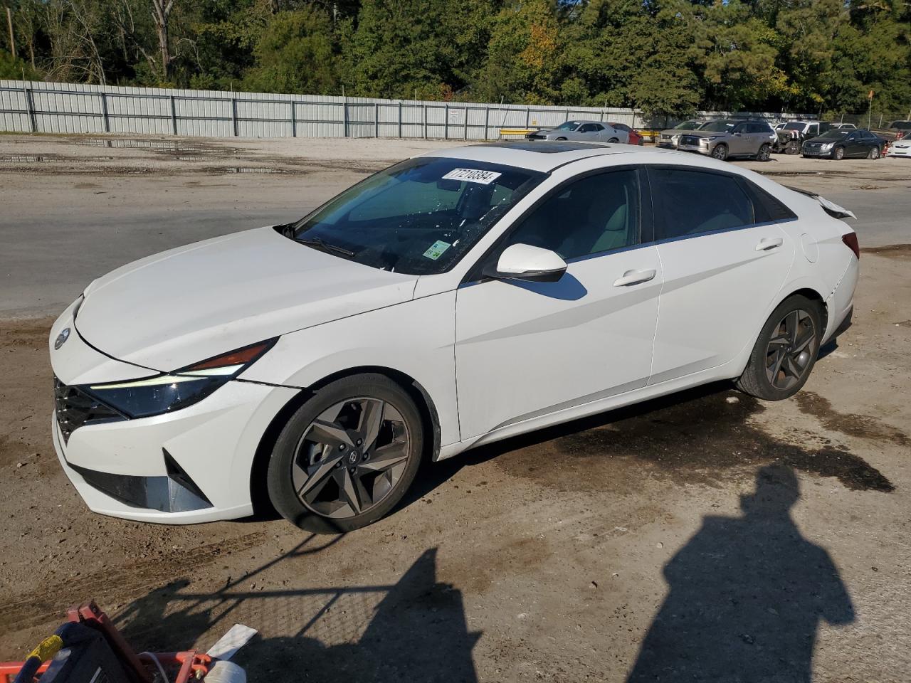 2022 Hyundai Elantra - Image 1
