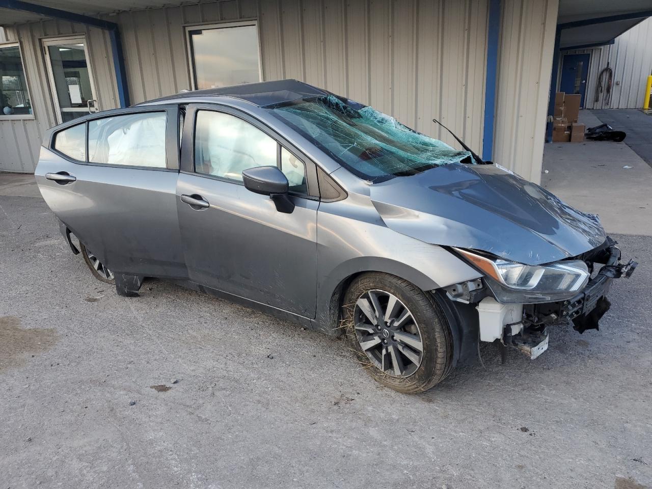 2020 Nissan Versa - Image 4