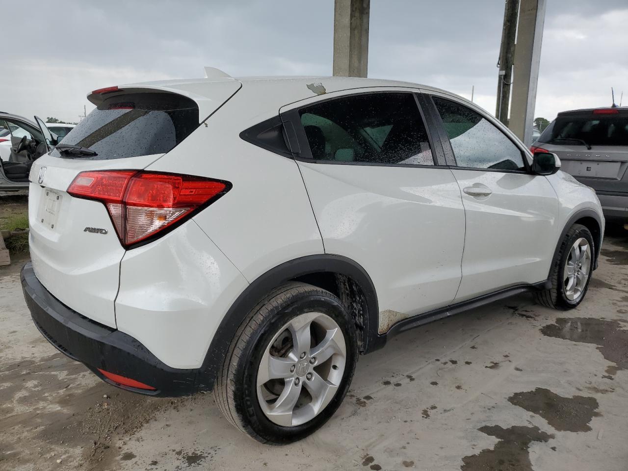 2016 Honda HR-V - Image 3