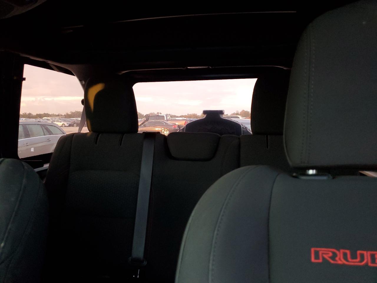 2018 Jeep Wrangler - Image 10