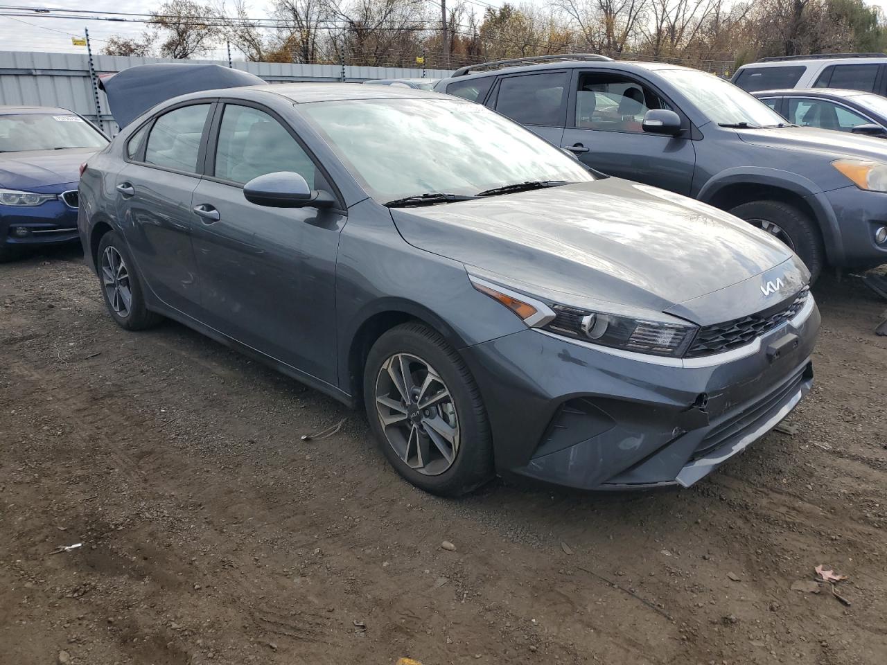 2023 Kia Forte - Image 4