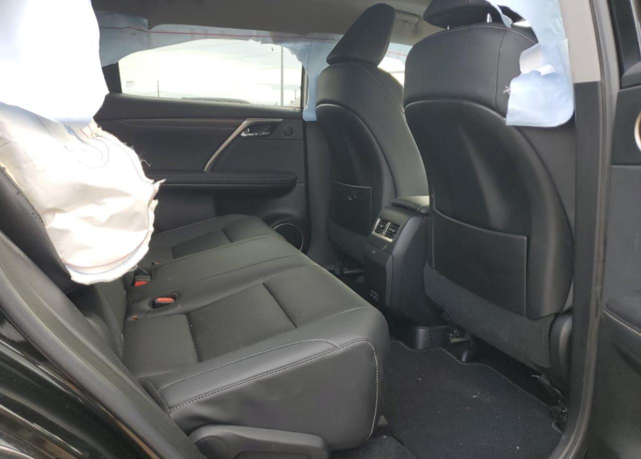 2022 Lexus RX - Image 11