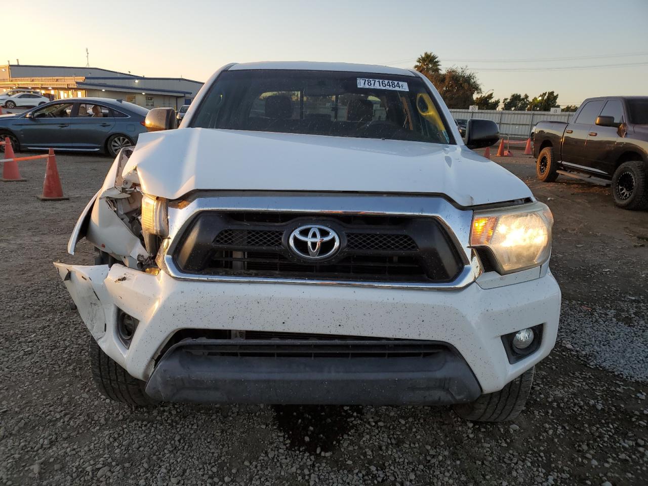 VIN 3TMJU4GNXEM163213 2014 TOYOTA TACOMA no.5