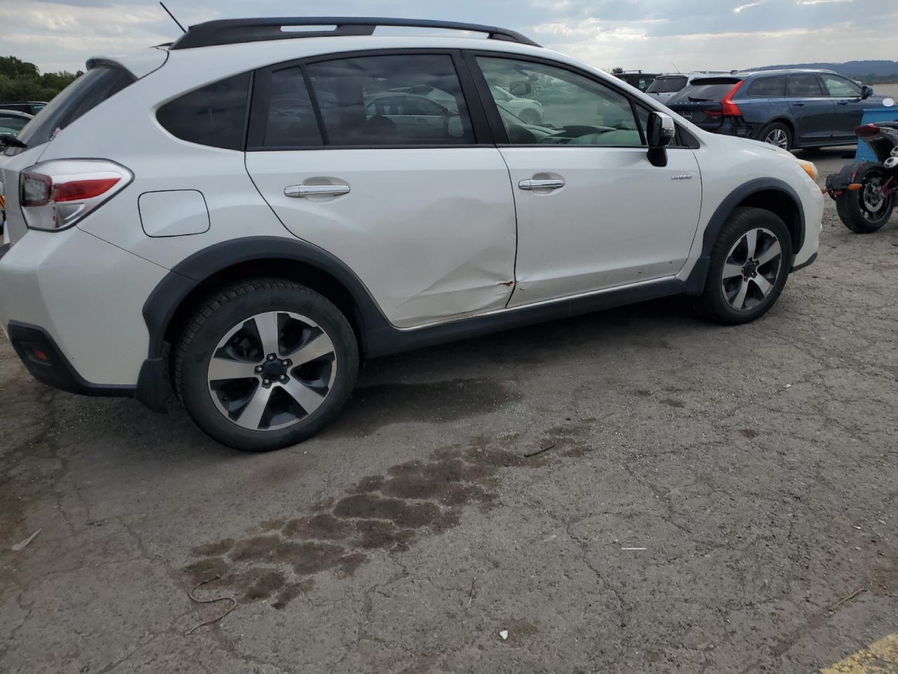2014 Subaru XV - Image 3