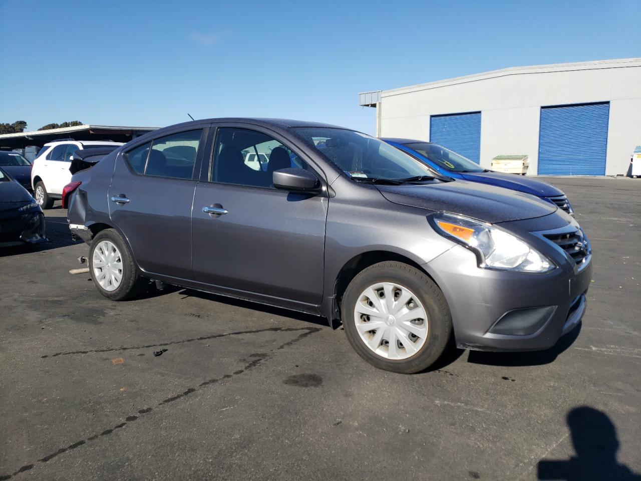 2018 Nissan Versa S VIN: 3N1CN7AP5JL868151 Lot: 76164654