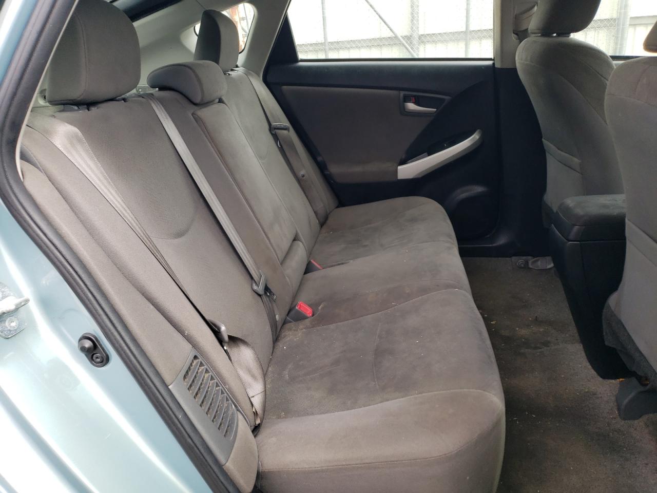 2014 Toyota Prius - Image 10