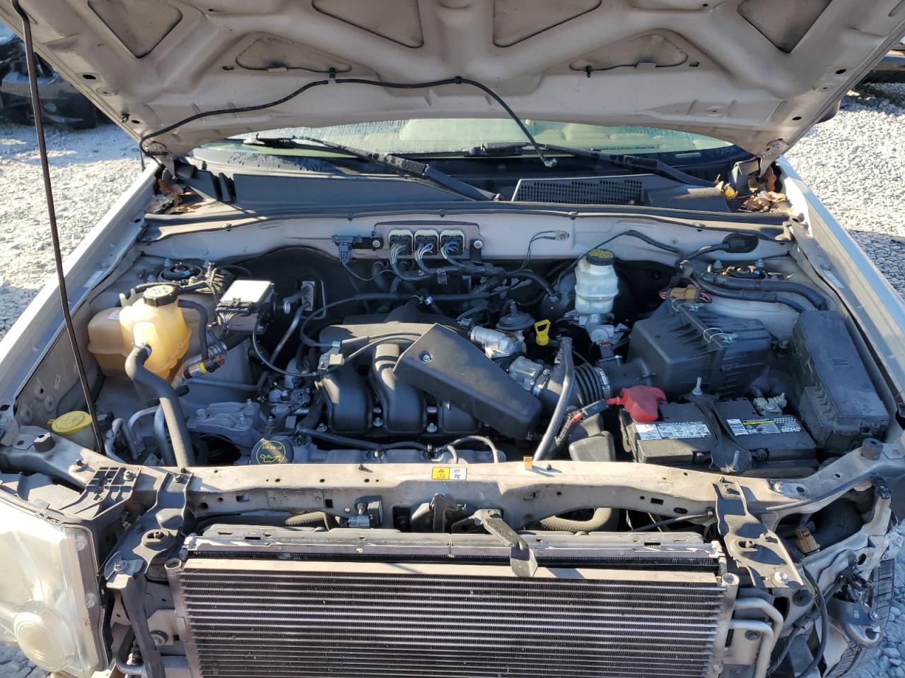 2008 Ford Escape - Image 12