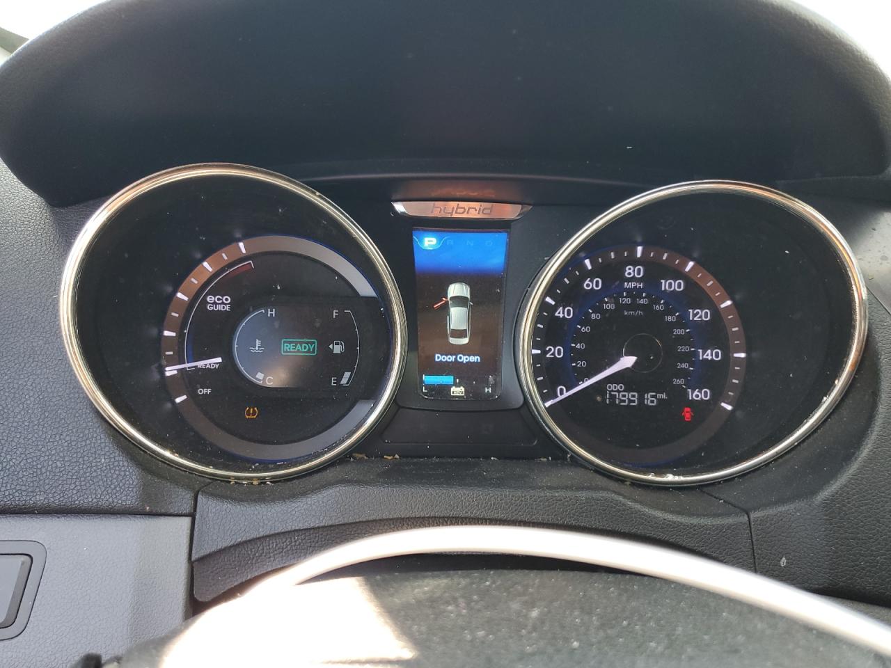 2011 Hyundai Sonata - Image 9
