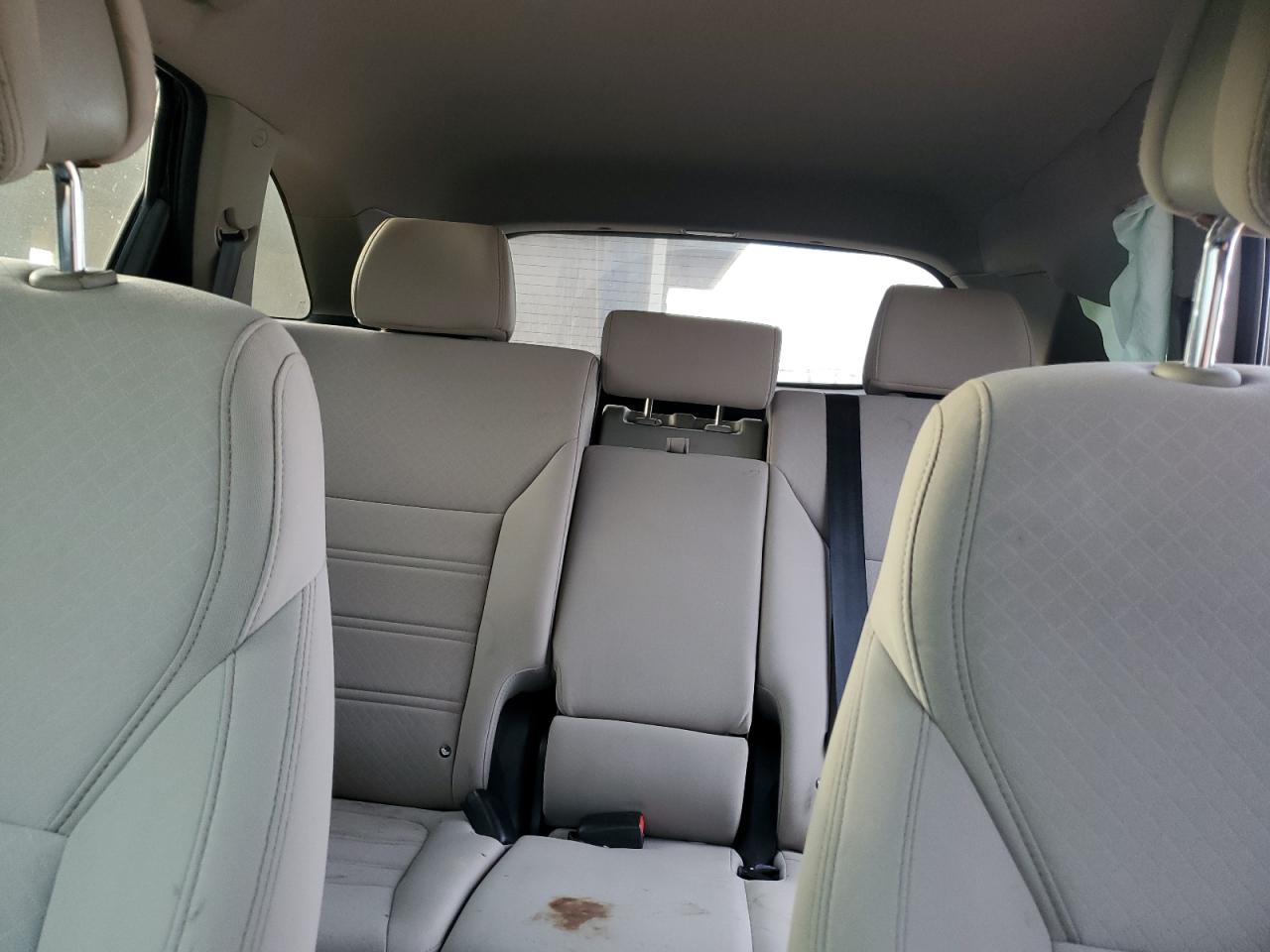 2016 Kia Sorento - Image 10