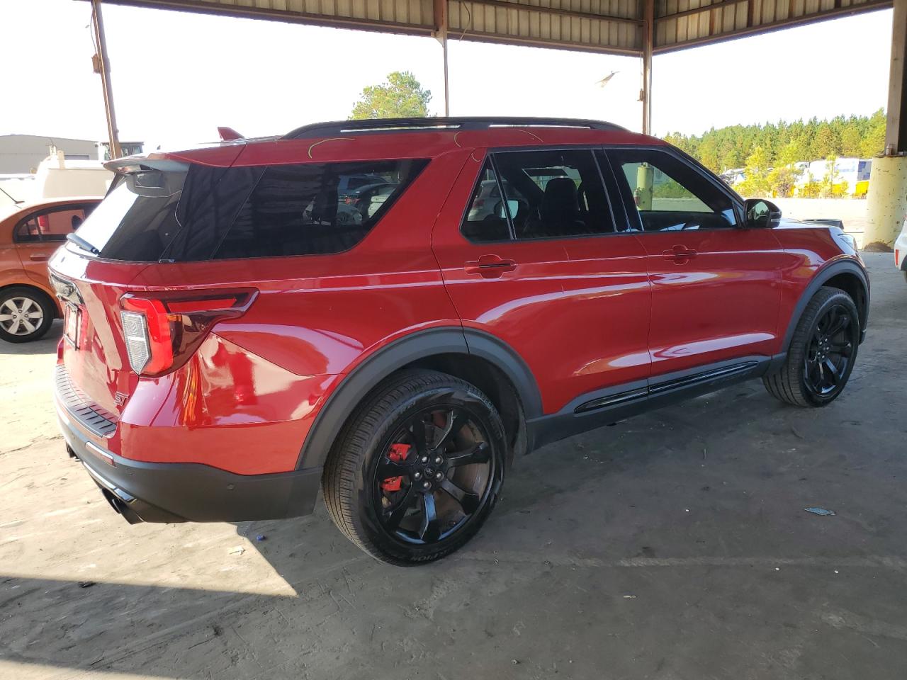 2020 Ford Explorer - Image 3