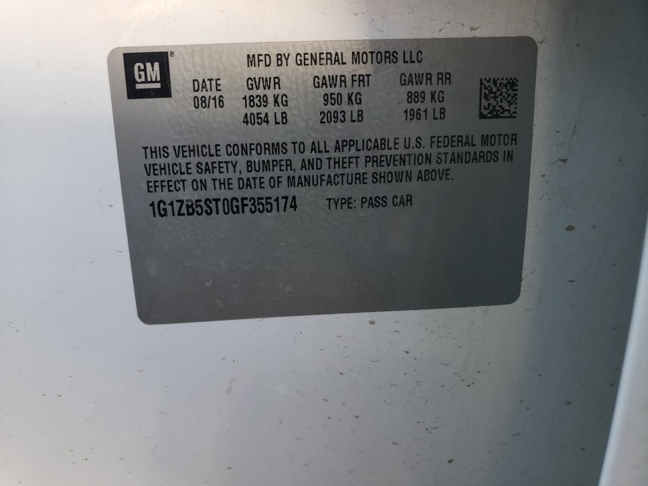 2016 Chevrolet Malibu - Image 12