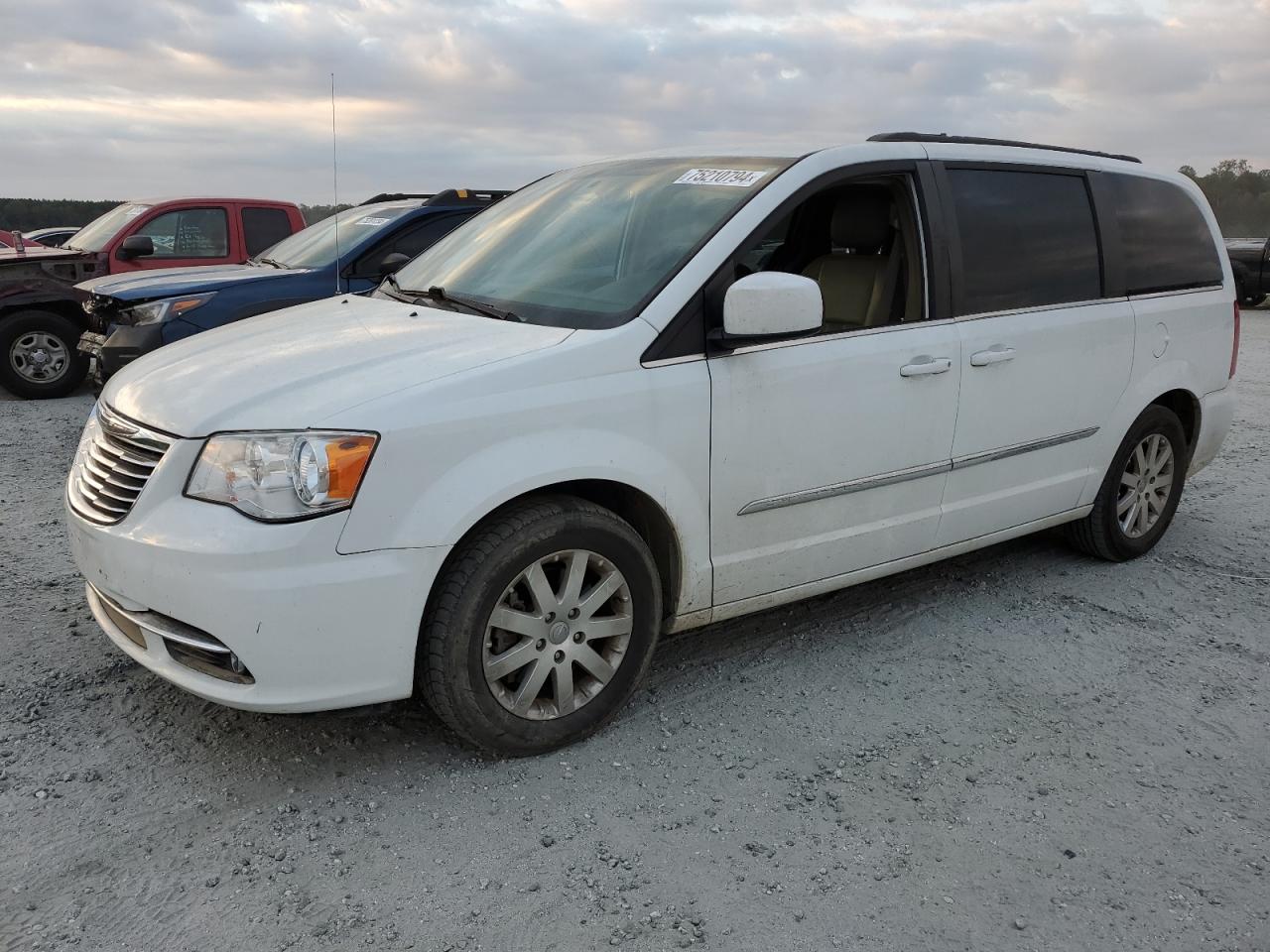 2014 Chrysler Town & Country - Image 1