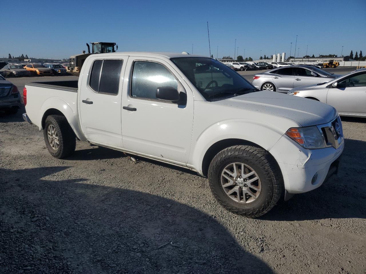 2016 Nissan Navara (Frontier) - Image 4