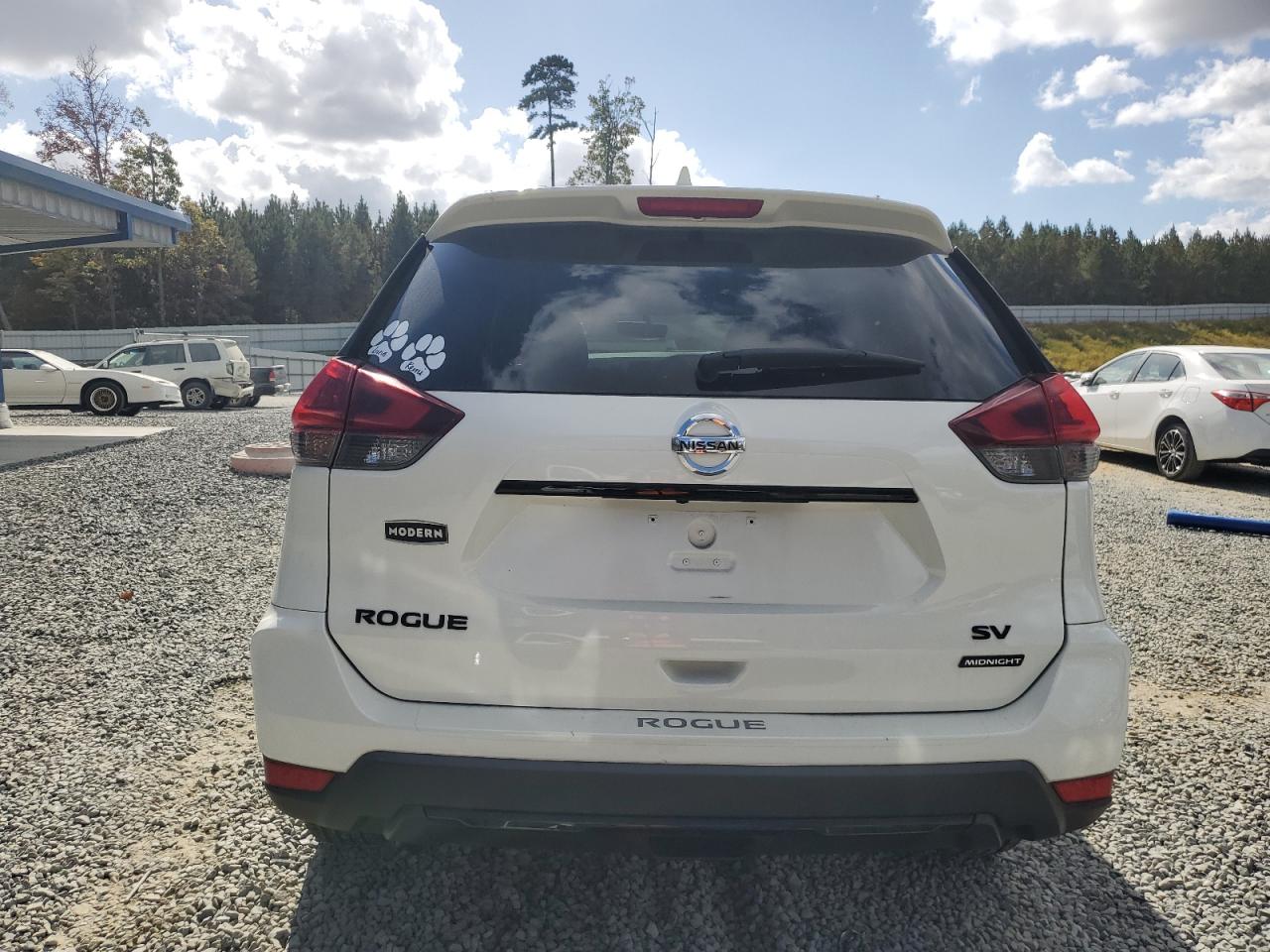 2018 Nissan Rogue S VIN: 5N1AT2MT2JC747932 Lot: 78426664