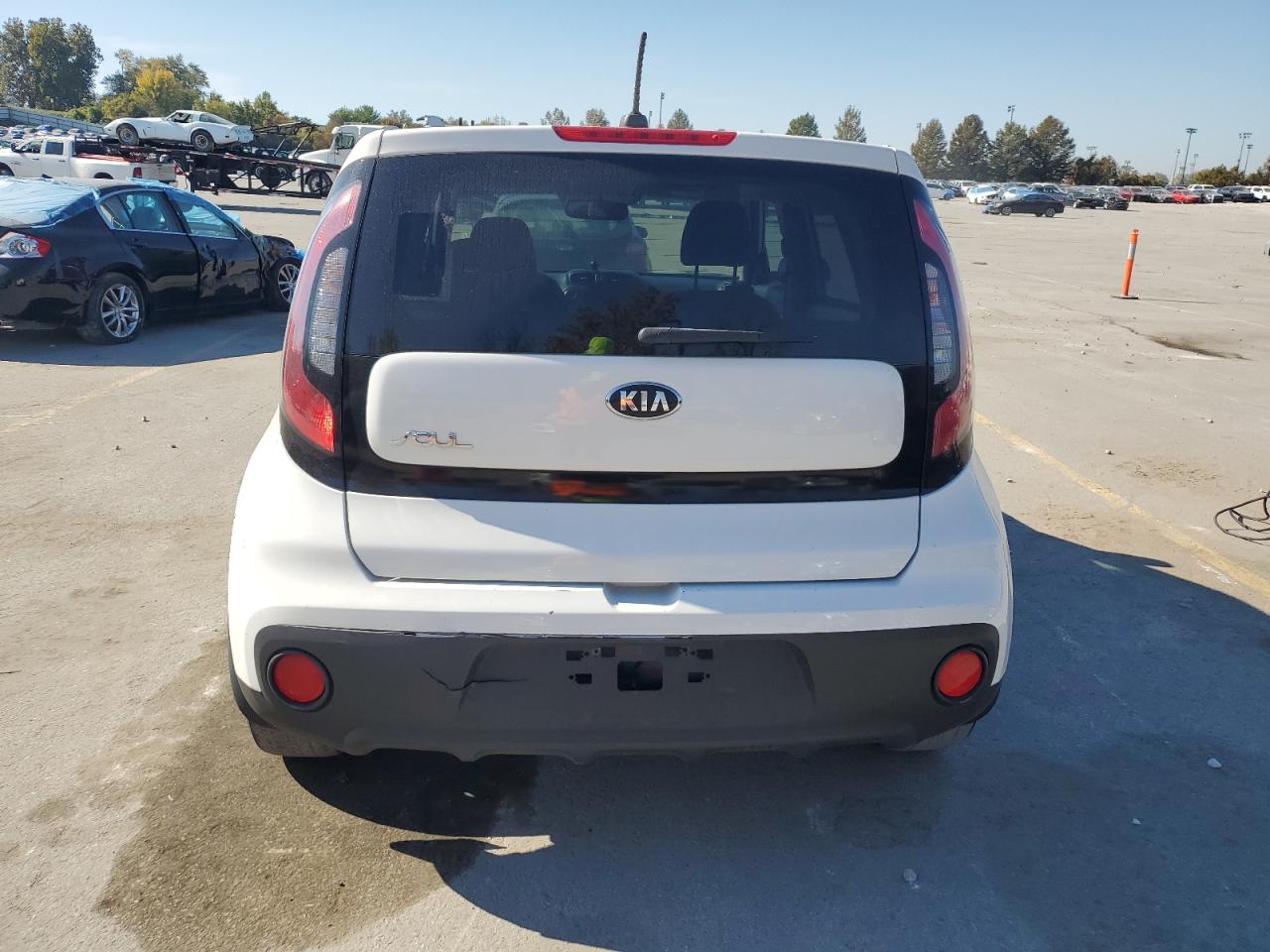 KNDJN2A28H7443033 2017 Kia Soul