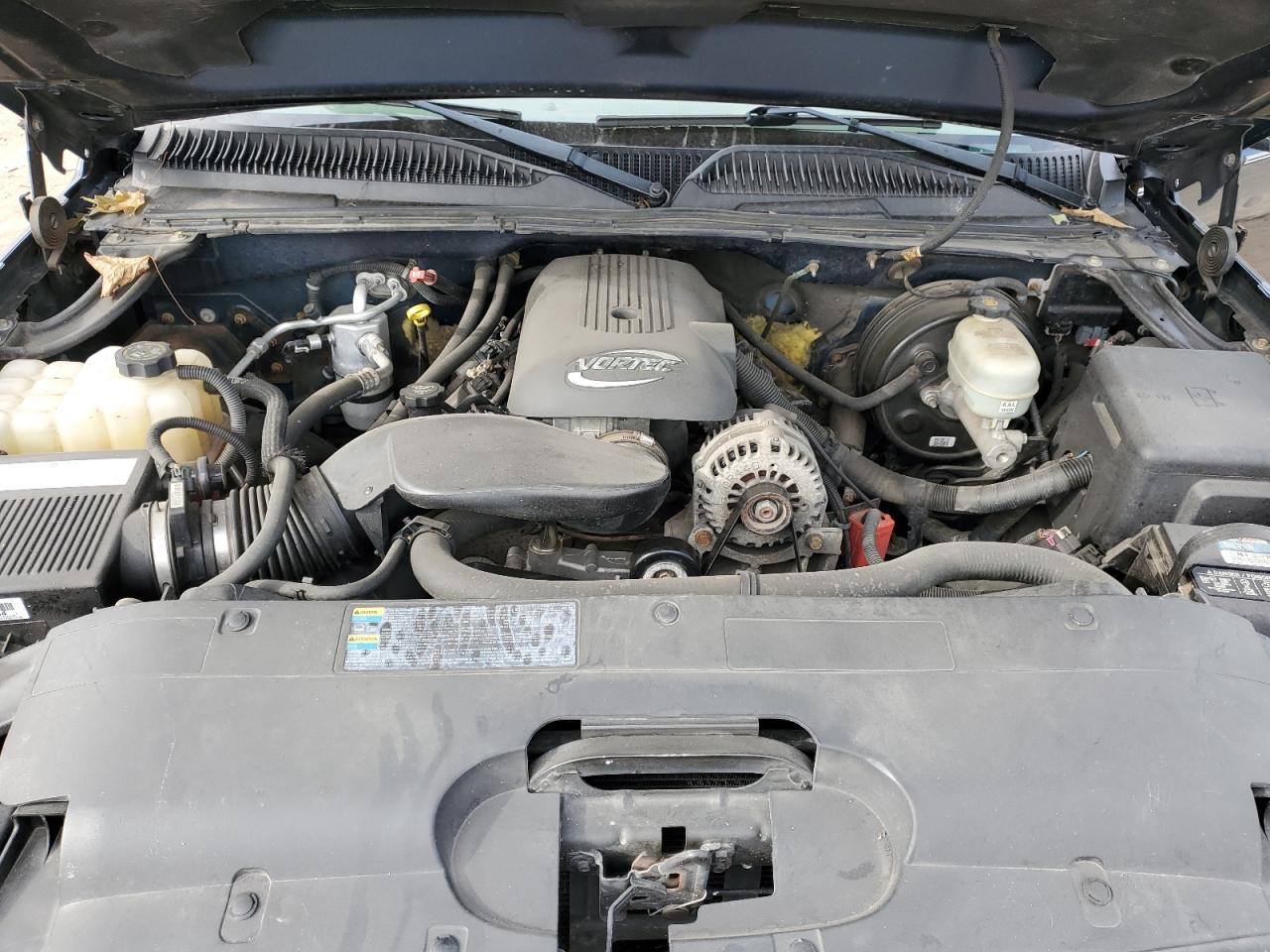 2006 Chevrolet Silverado - Image 11