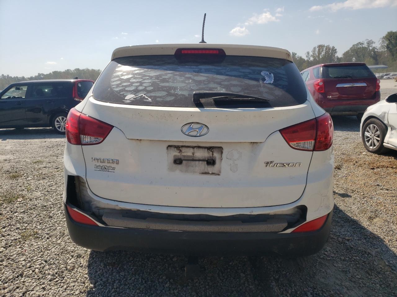 KM8JT3AC8AU111388 2010 Hyundai Tucson Gls