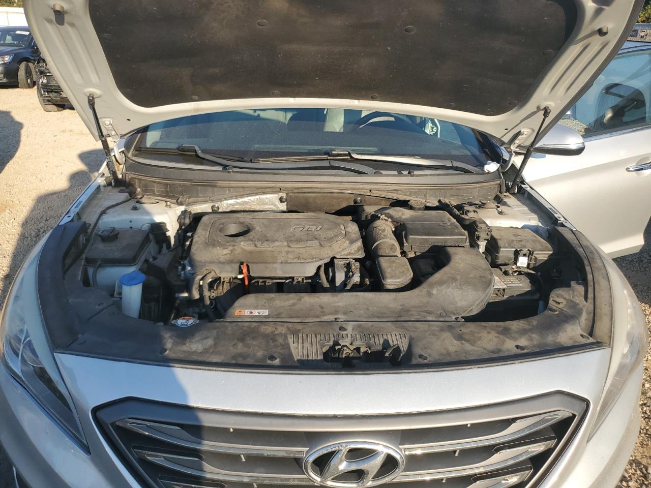 2017 Hyundai Sonata - Image 11