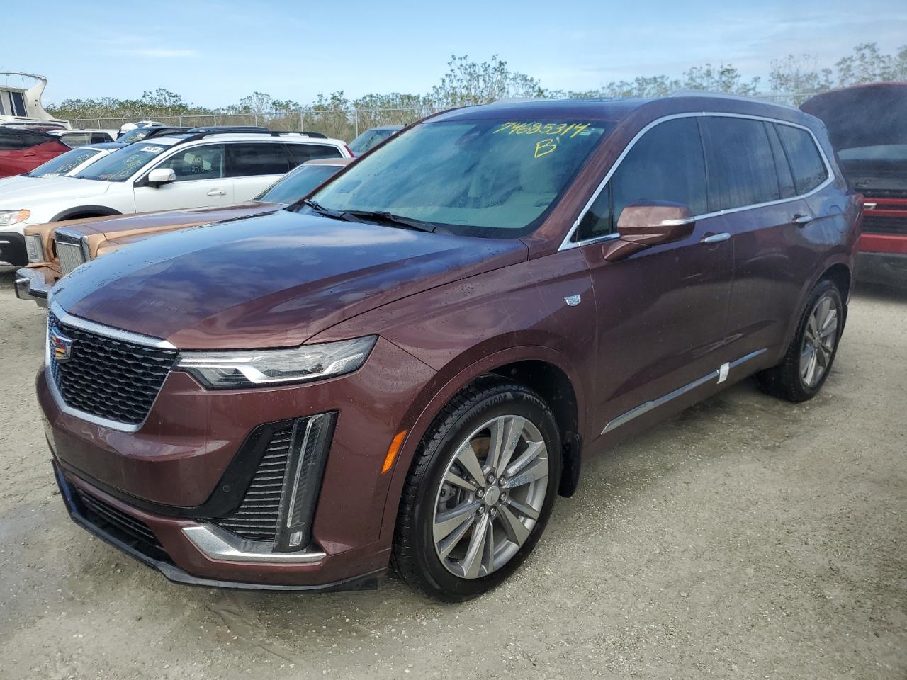 2022 Cadillac XT6 - Image 1