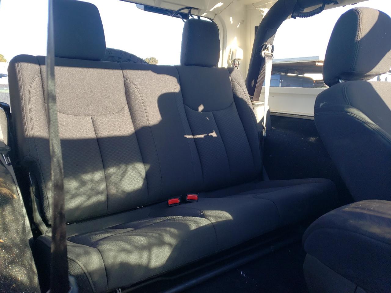 2018 Jeep Wrangler - Image 10