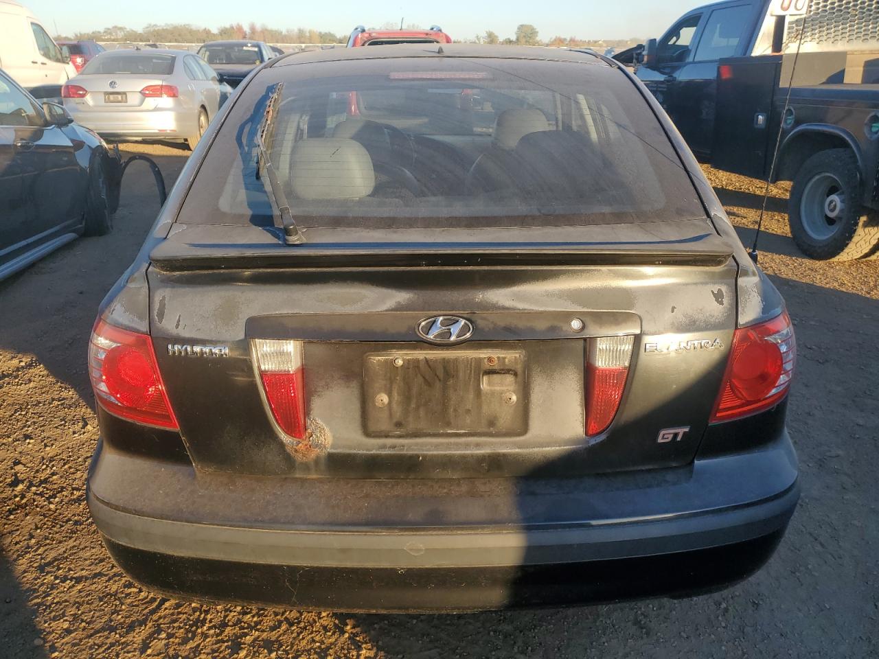 2004 Hyundai Elantra Gls VIN: KMHDN56D84U108029 Lot: 76633414