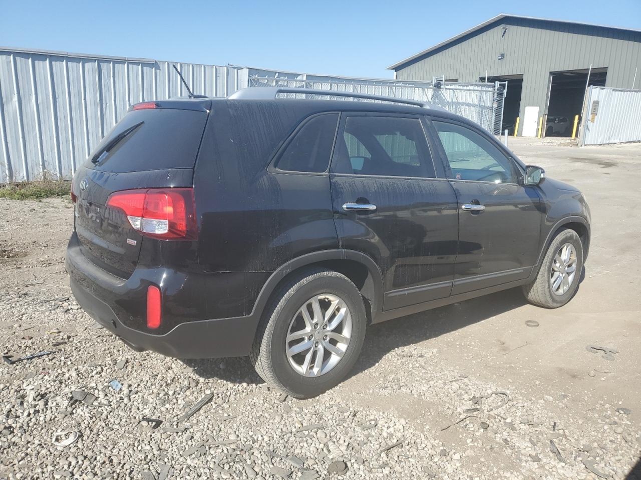 VIN 5XYKT4A63FG644136 2015 KIA SORENTO no.3