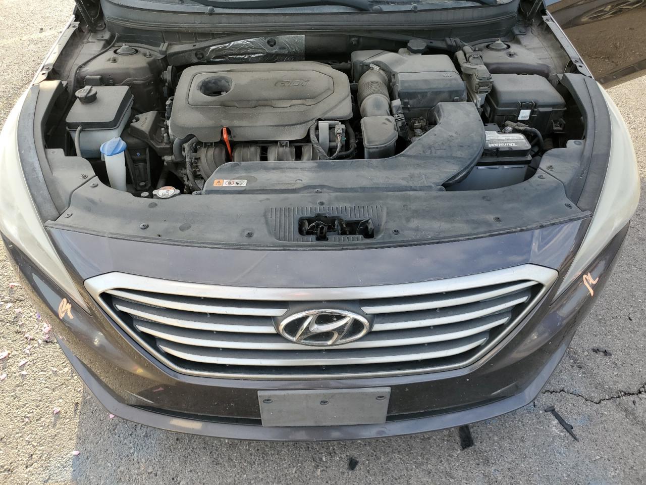 2015 Hyundai Sonata - Image 11