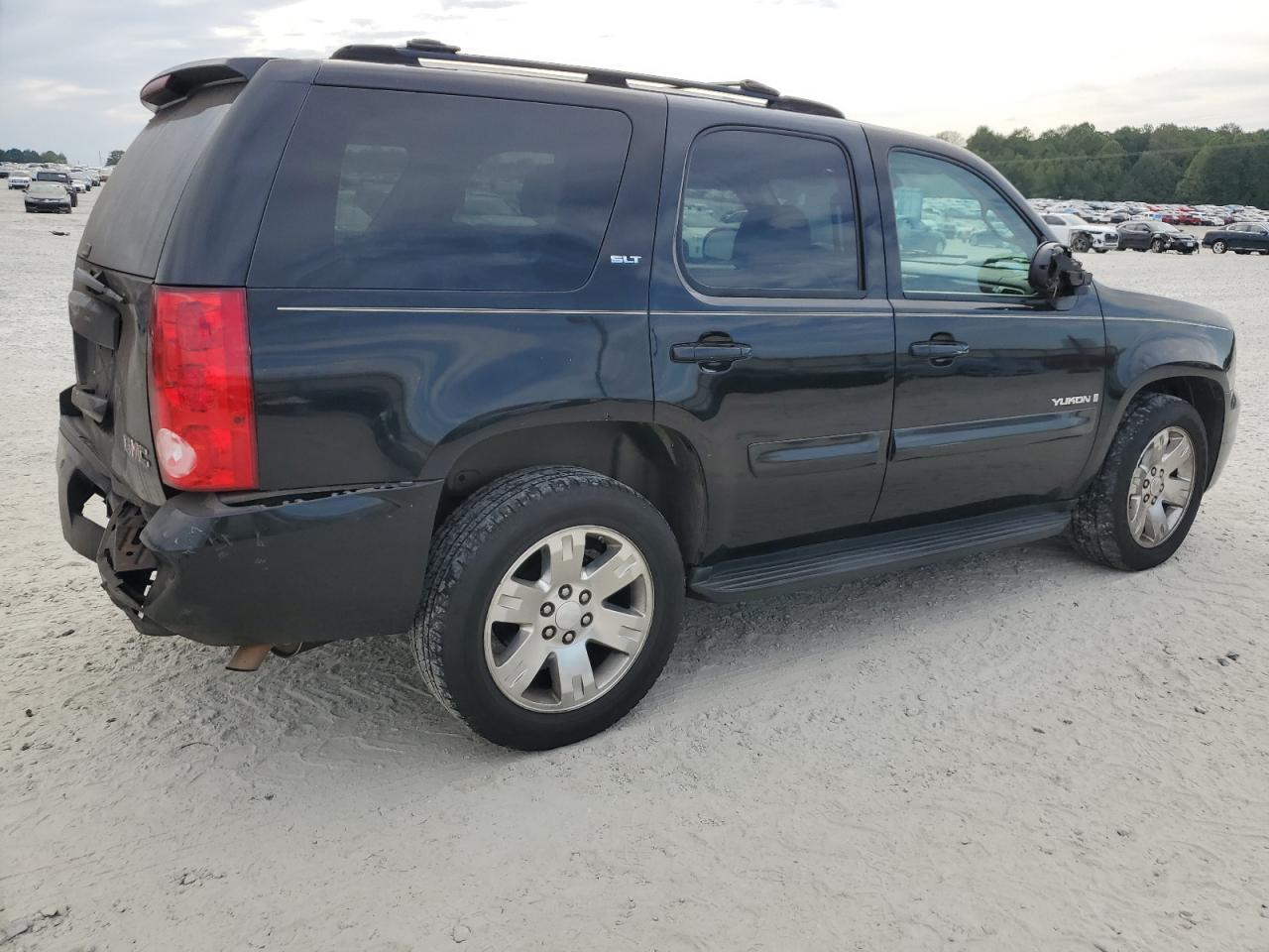 2007 GMC Yukon VIN: 1GKFC130X7R273914 Lot: 74587964