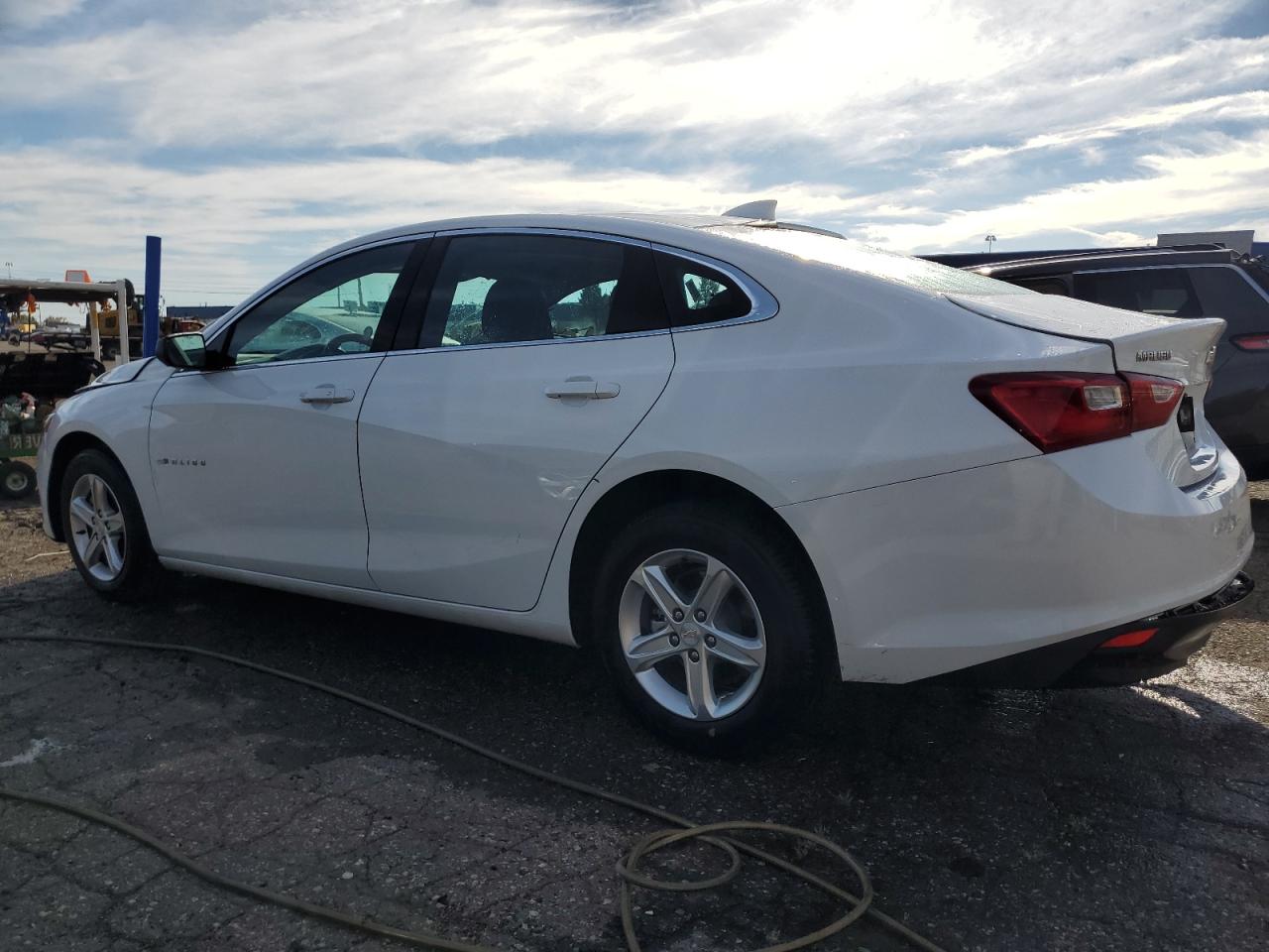 VIN 1G1ZD5ST4RF110598 2024 CHEVROLET MALIBU no.2