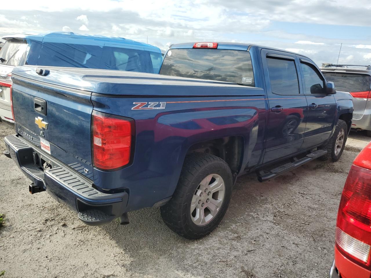 2017 Chevrolet Silverado - Image 3
