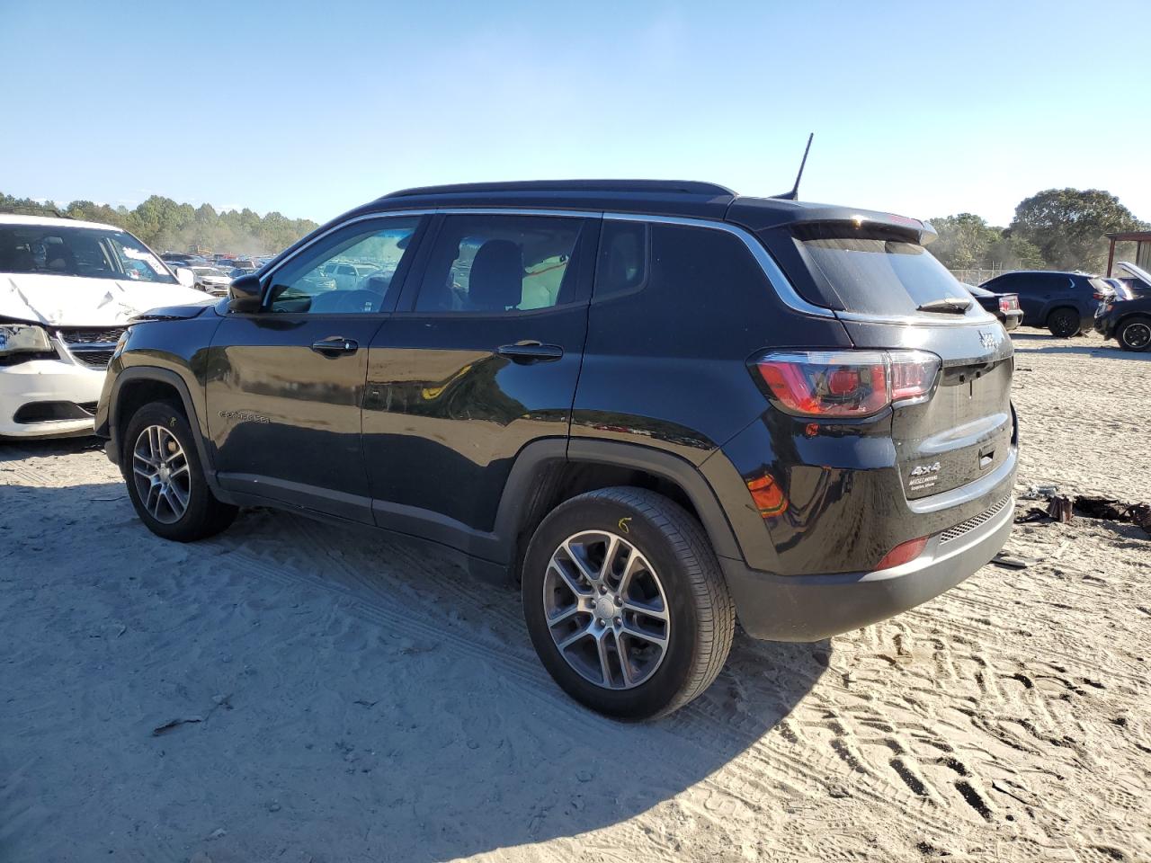 2020 Jeep Compass - Image 2