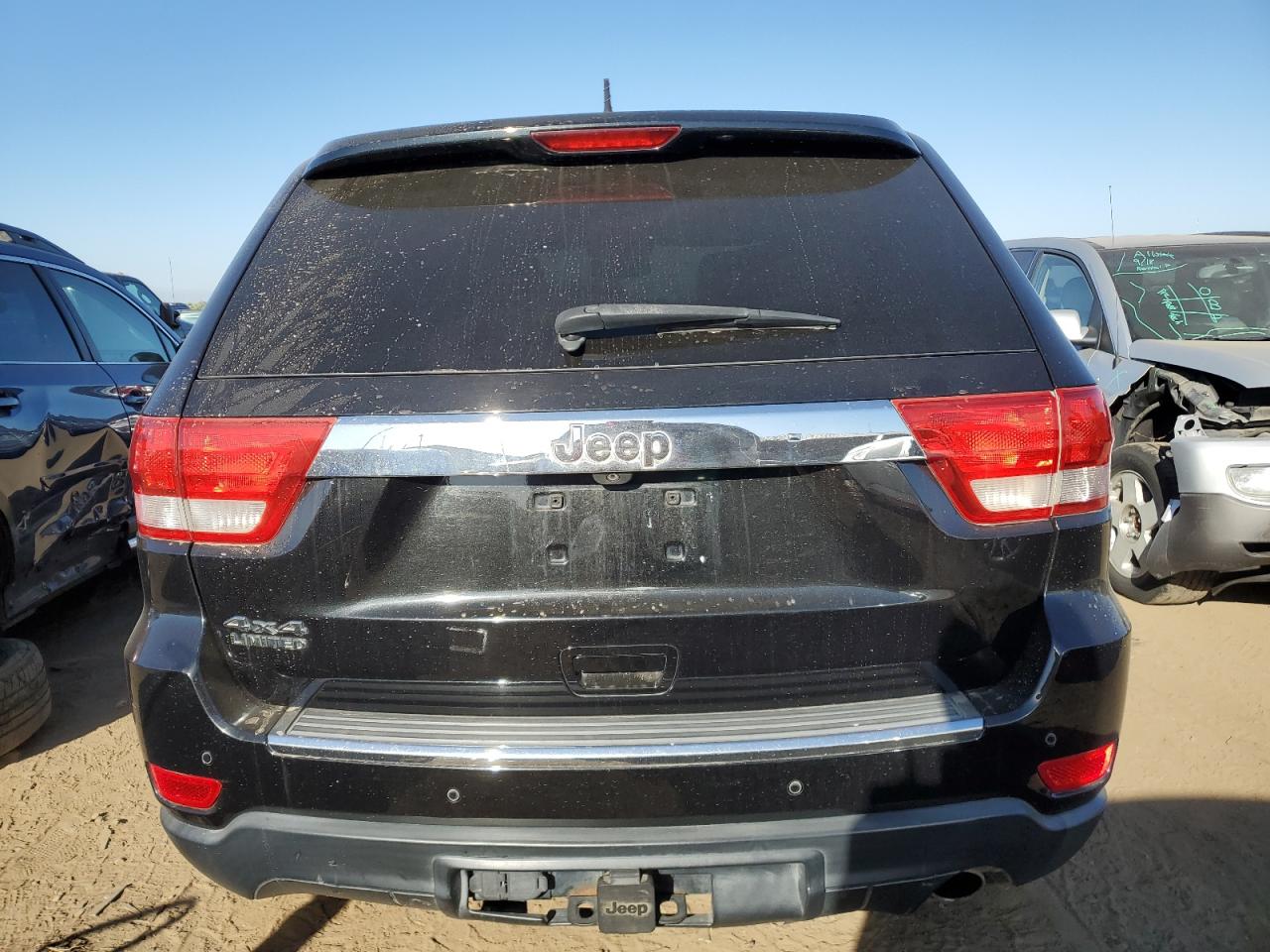 2012 Jeep Grand Cherokee - Image 6