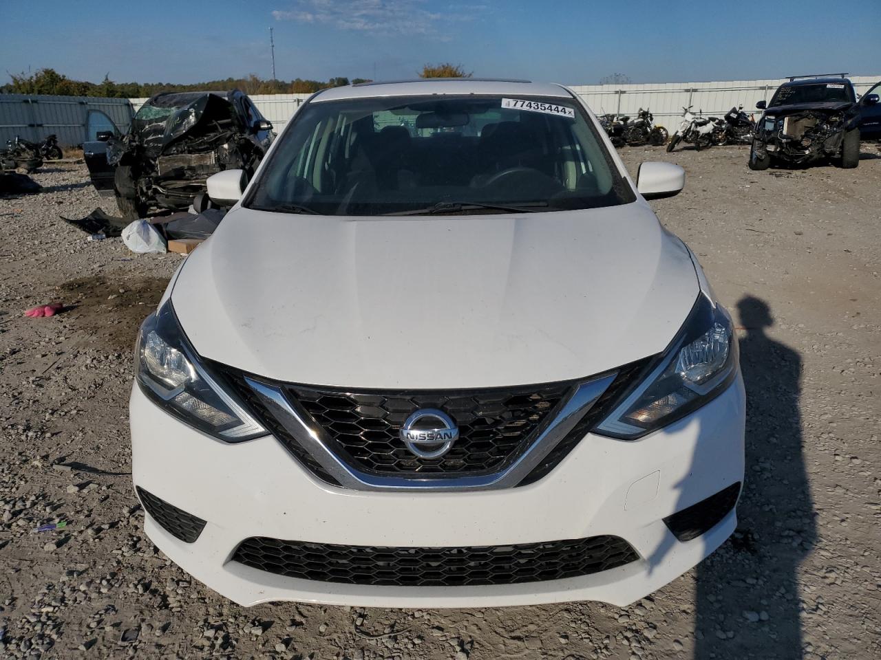 2017 Nissan Sentra - Image 5