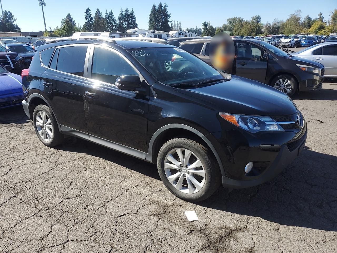 2015 Toyota RAV 4 - Image 4