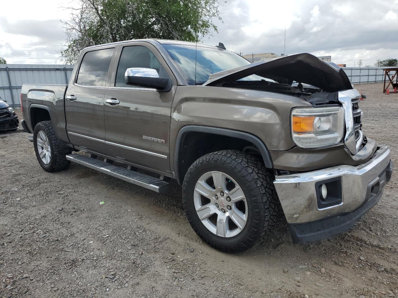 2015 GMC Sierra - Image 4