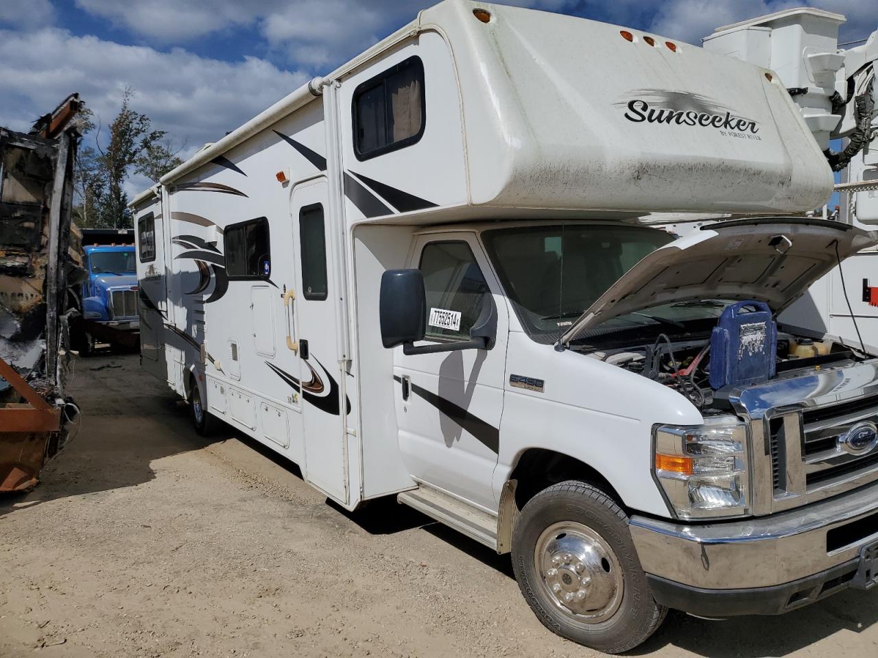 2013 Ford Econoline E450 Super Duty Cutaway Van VIN: 1FDXE4FS5DDA88571 Lot: 77552514