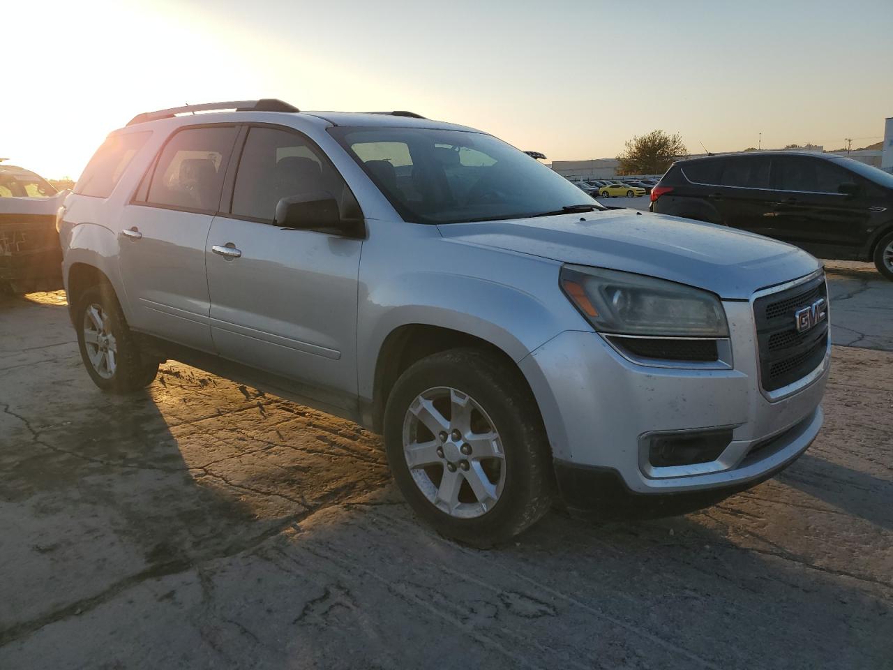 2013 GMC Acadia - Image 4