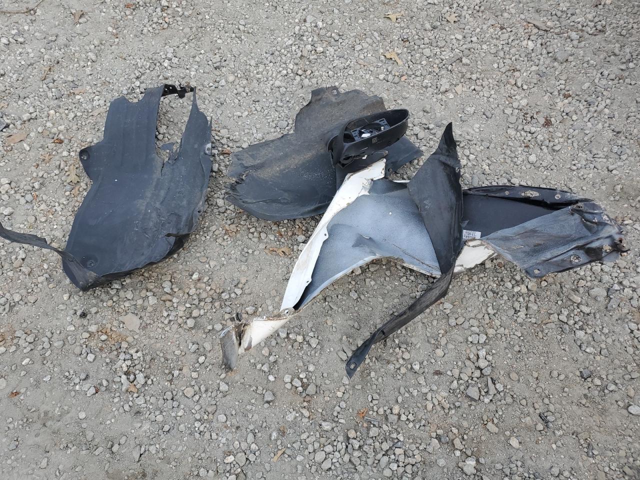 2014 Toyota Camry - Image 12